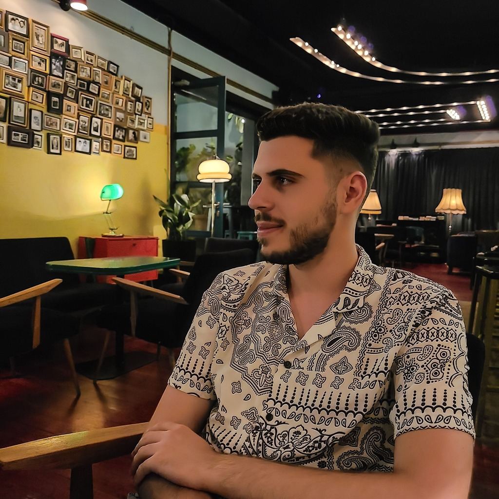 Image of Xhulio Veizaj, Programmer in Tirana